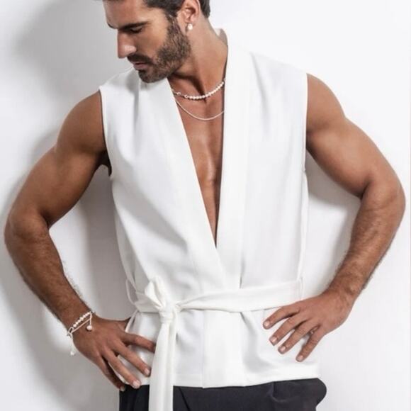 ORTTU Other - ORTTU NY vest in White